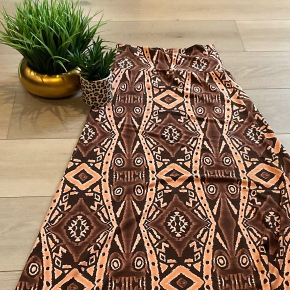 Unbranded super stretch tribal print maxi skirt - Picture 4 of 9